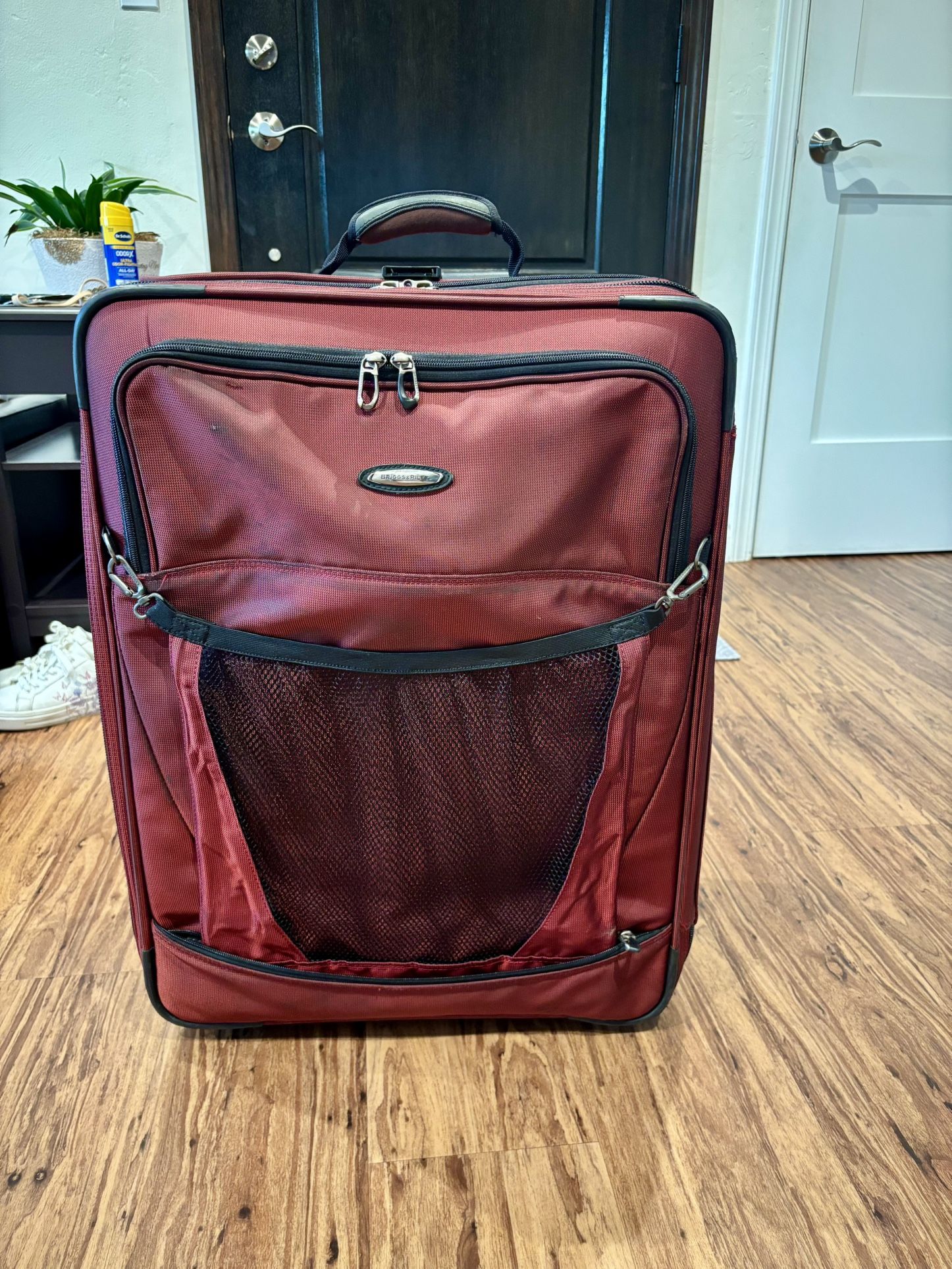 Luggage - Briggs & Riley Medium 2-wheeled Check-in Bag, Red