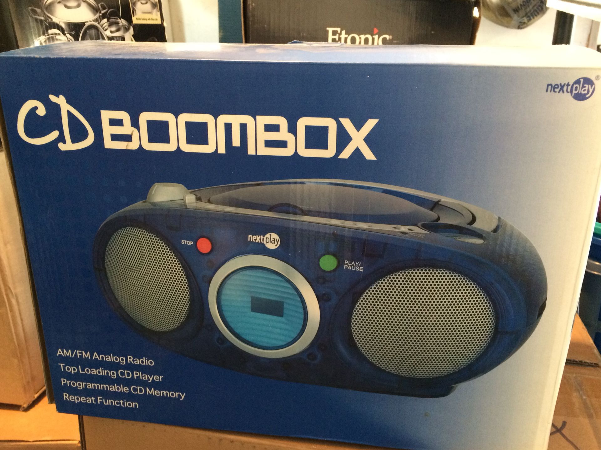 Personal CD boombox