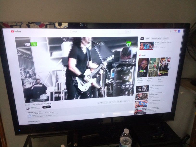 47-in LG TV Remote Included