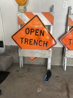 Traffic Signs Open Trench Roach Work Signs
