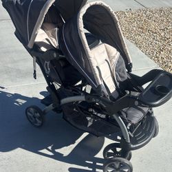 Like New- Travel Double Stroller