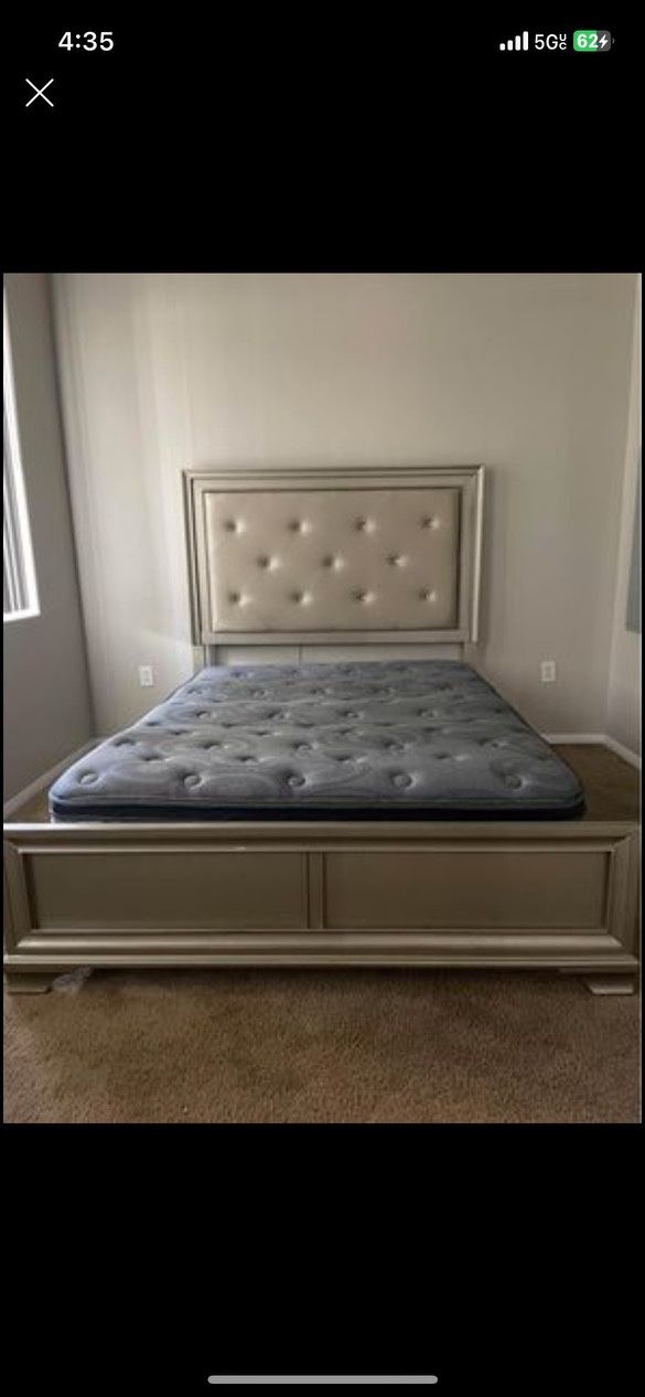 Champagne Queen Bed Frame And Chest 