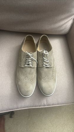 BUGATCHI Size 10.5 M ( made in Italy)