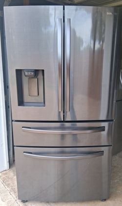 Samsung 4 door refrigerator with file zone.