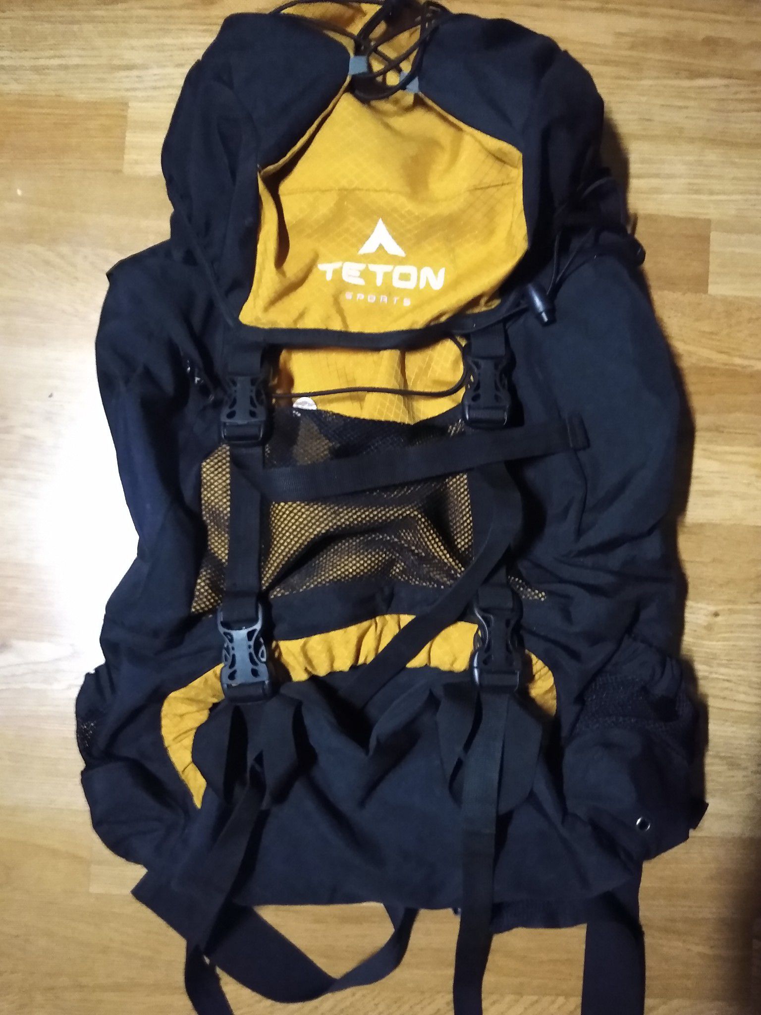 Teton Sports Scout 3400 Hiking Backpack