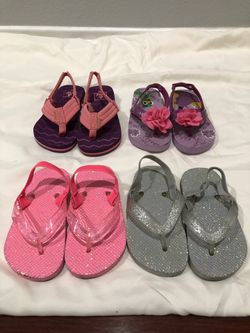 Toddler sandals size 5/6