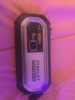 Stanley 1200 Peak Amp Lithium Jump Starter