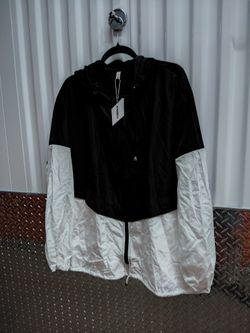 Ladies Hooded Jacket New $REDUCED $20