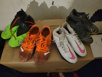 Sports Shoes