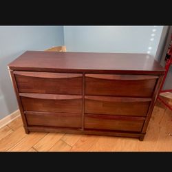 6 Drawer Wood Dresser