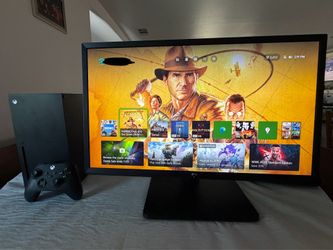 Xbox Series X w/ 4K Monitor