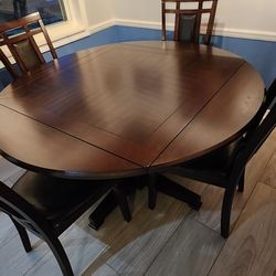 DINETTE  TABLE 4 SETS