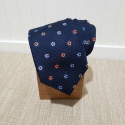 NWOT! DRAKE'S Handmade For Barneys NY Men's 100% Silk Neck Tie (60"x3.25") Blue w/ Flowers