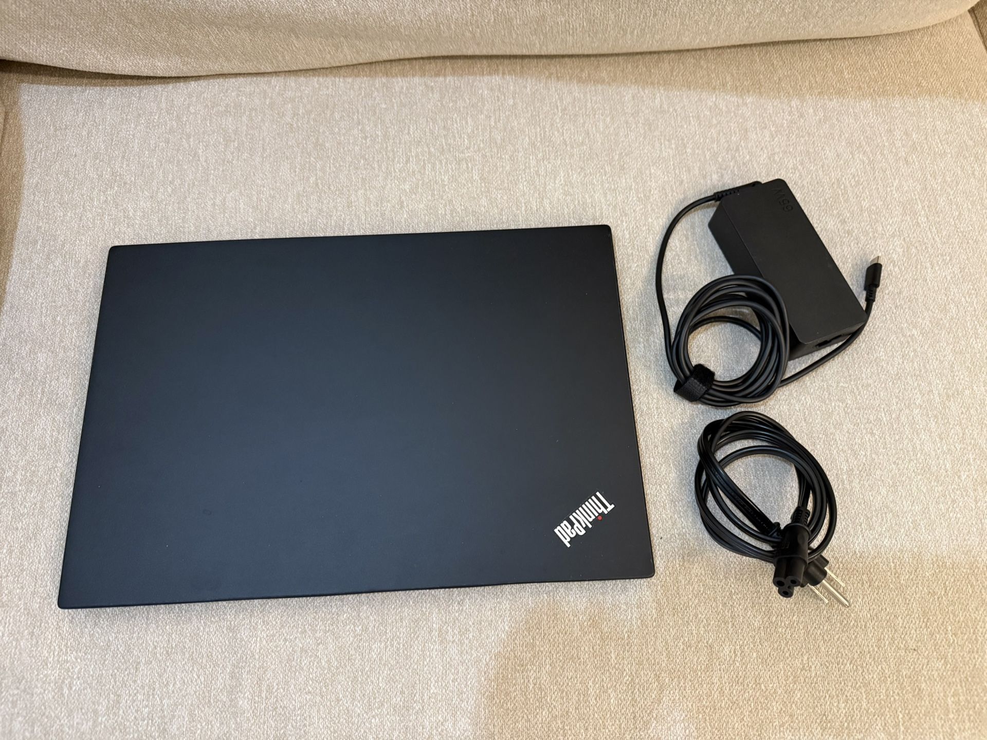 LENOVO ThinkPad T490S 14-inch FHD IPS Laptop