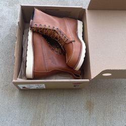 Red Wing Men’s Boots Size 7 New