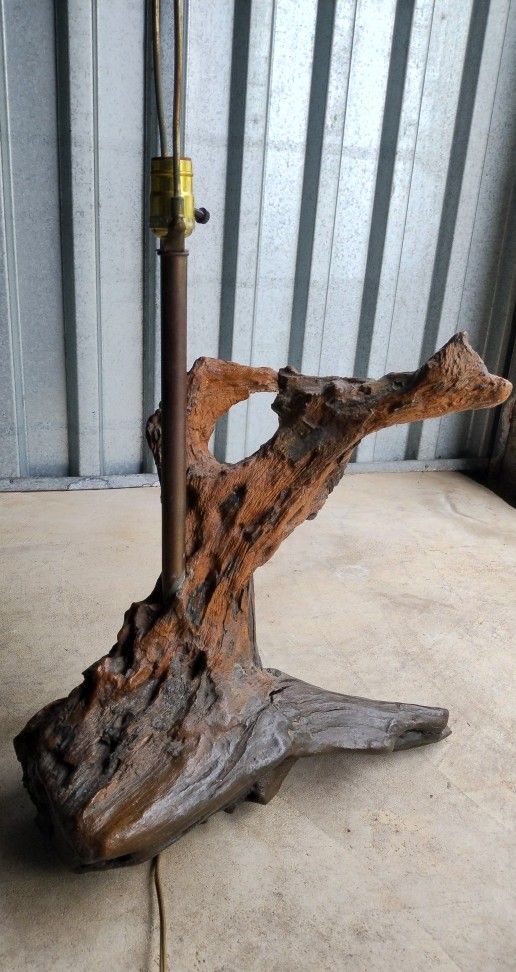 Driftwood Lamp