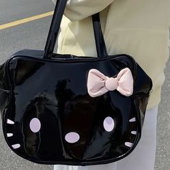 HELLO KITTY FAUX LEATHER BAG