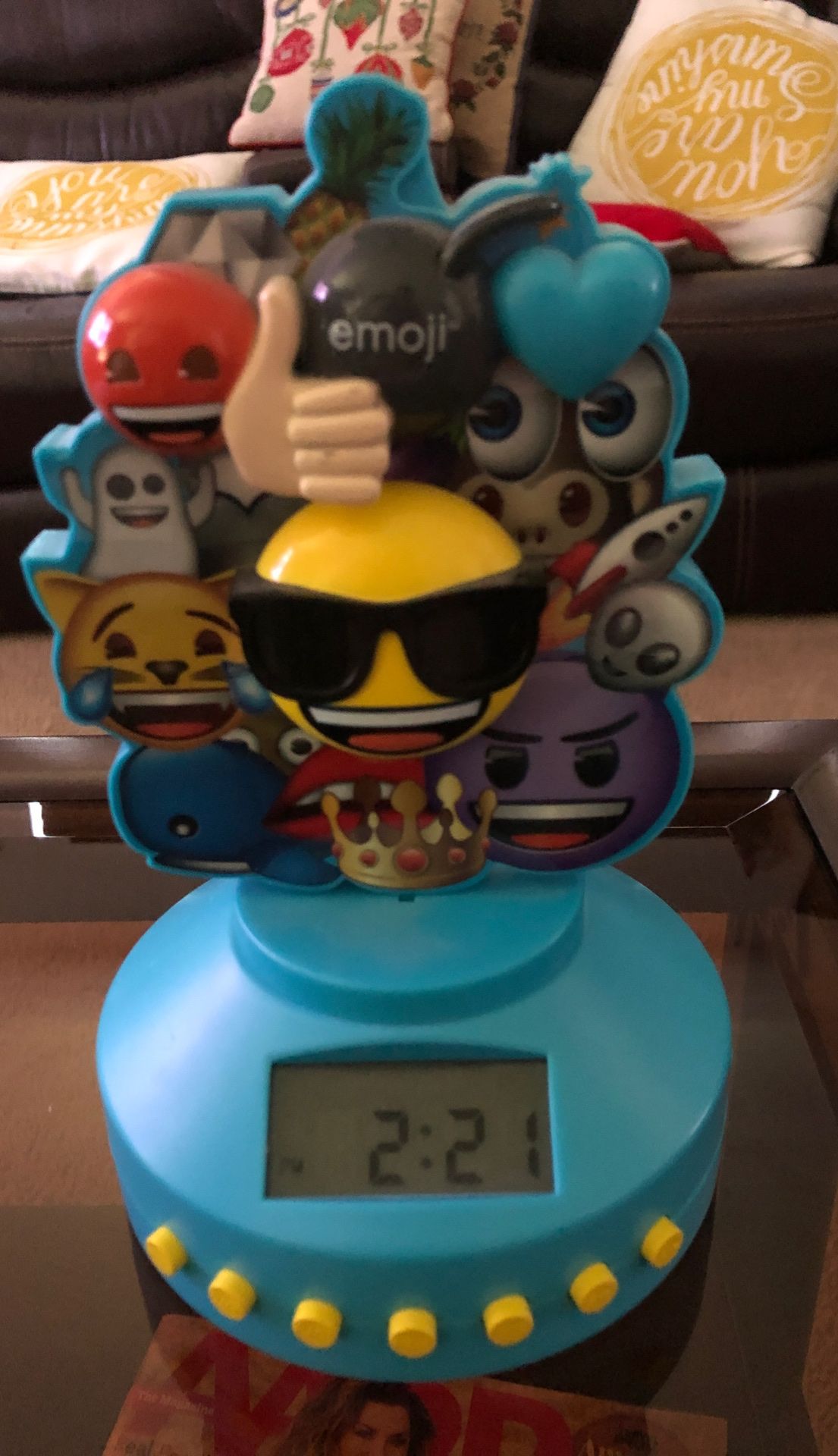 Emoji clock radio