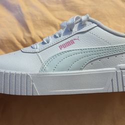 NEW Girls Puma shoes