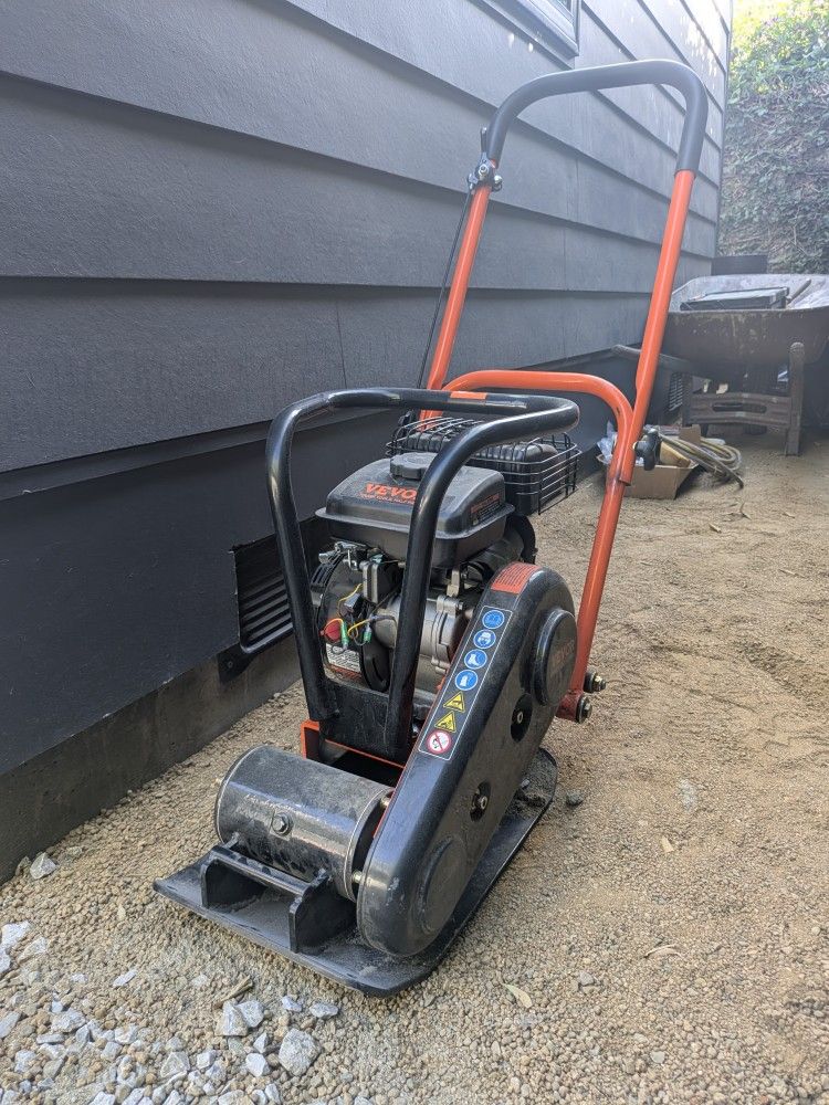 VEVOR Plate Compactor
