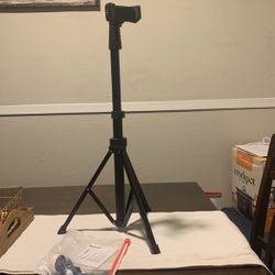 Tripod