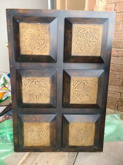 Wooden wall hanging
