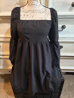 Medium Black Dress
