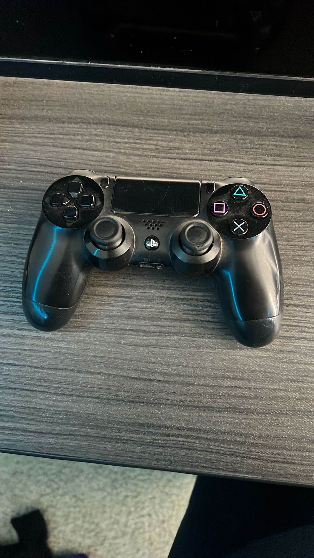 PS4 Controller