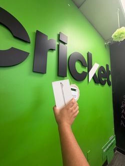 Get the IPhon e 17 Air for as low as $0 down with breadpay here at Cricket!