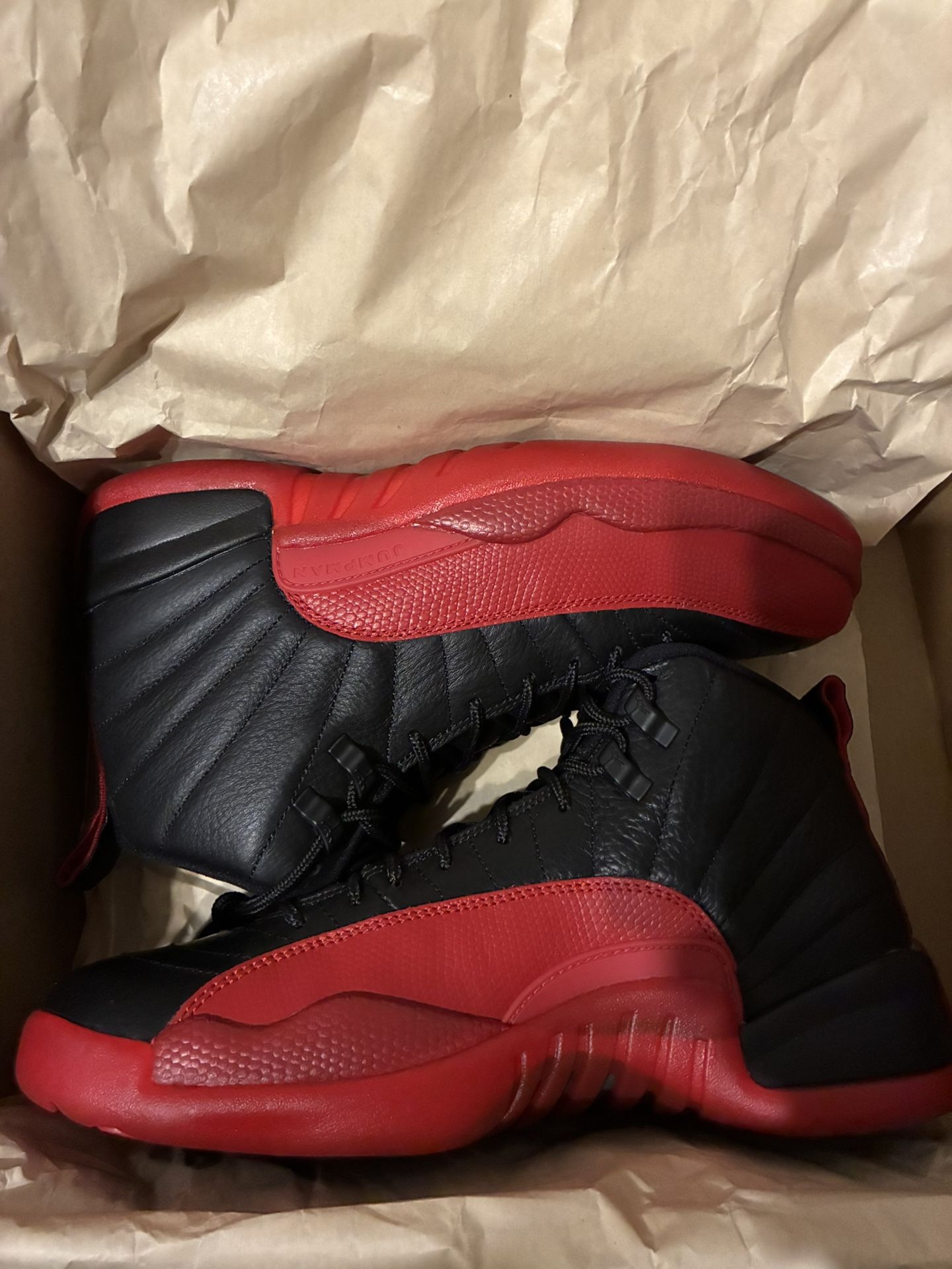 2016 FLU Game Jordan Sneakers. Size 8/5 In Men. New Never Worn 