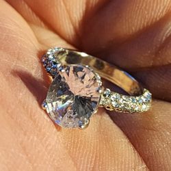 Gorgeous Oval Cut Woman Engagement Promise 💍 