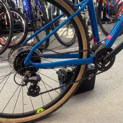 2023    29 Marin Bobcat Trail 3 Mountain Bike Size M Ready To Ride 