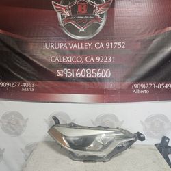 HL1301-002 HL1673-001 2014-2016 TOYOTA COROLLA Passenger Side Headlights 