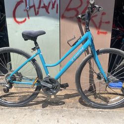 Trek Revel 2 Hybrid Bike 