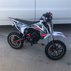 Used Dirt Bike Has Gas All Ready Gas Dirt bike Oil Chang 58cc 4 Strok Cleans Very Well
