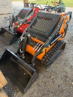 New 23hp Mini Skid Steer Dingo
