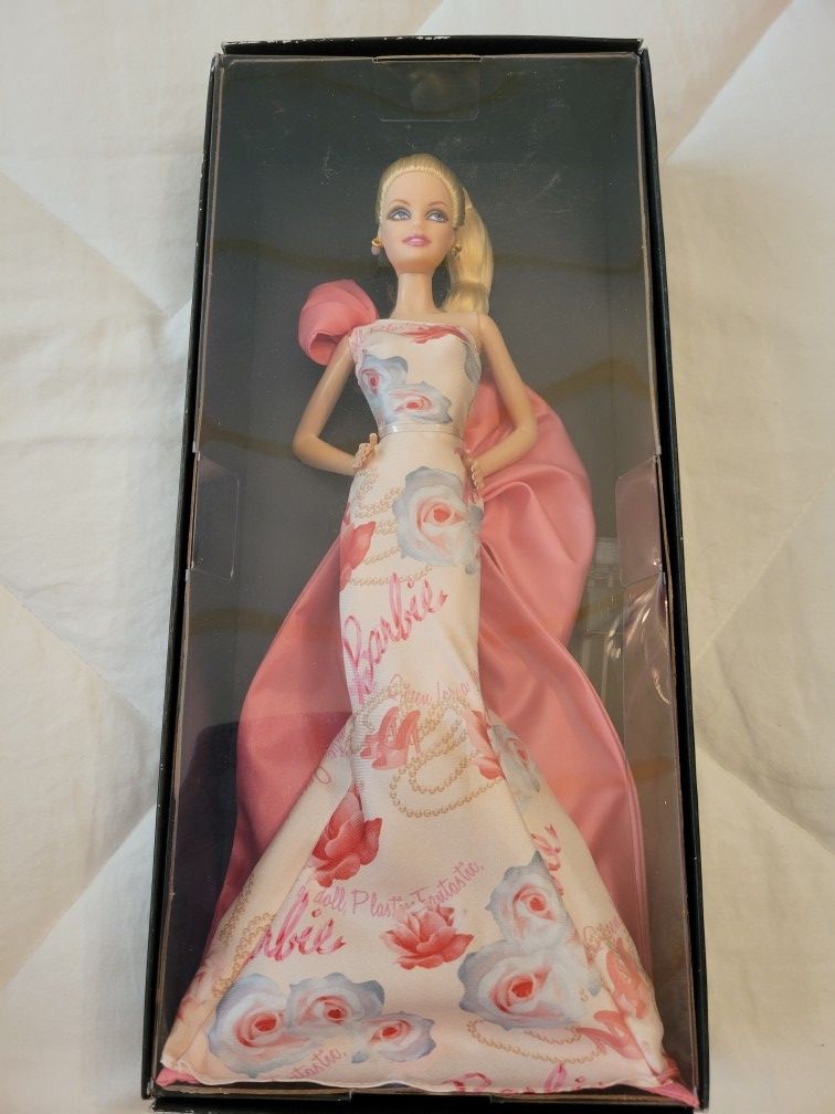 AVON- Rose Splendora Barbie - New 