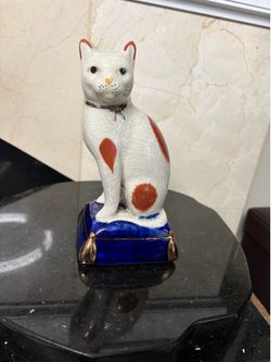 Fitz and Floyd Porcelain Cat Figure8”T