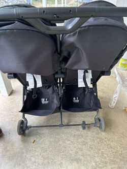 Double stroller - Mom Push