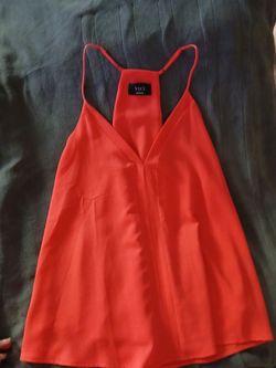 New womans top size M