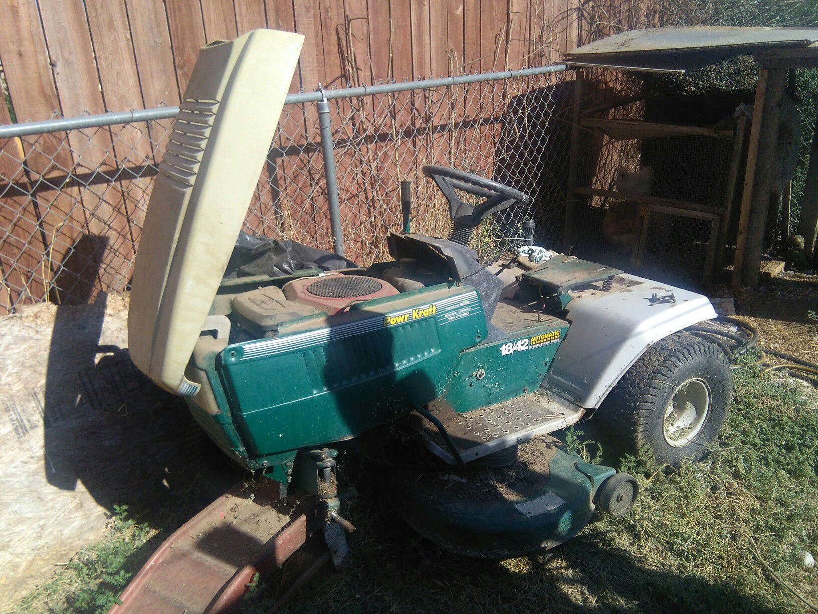 Power Kraft riding lawn mower