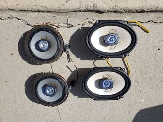 6x9 and 6" Pioneer Speakers