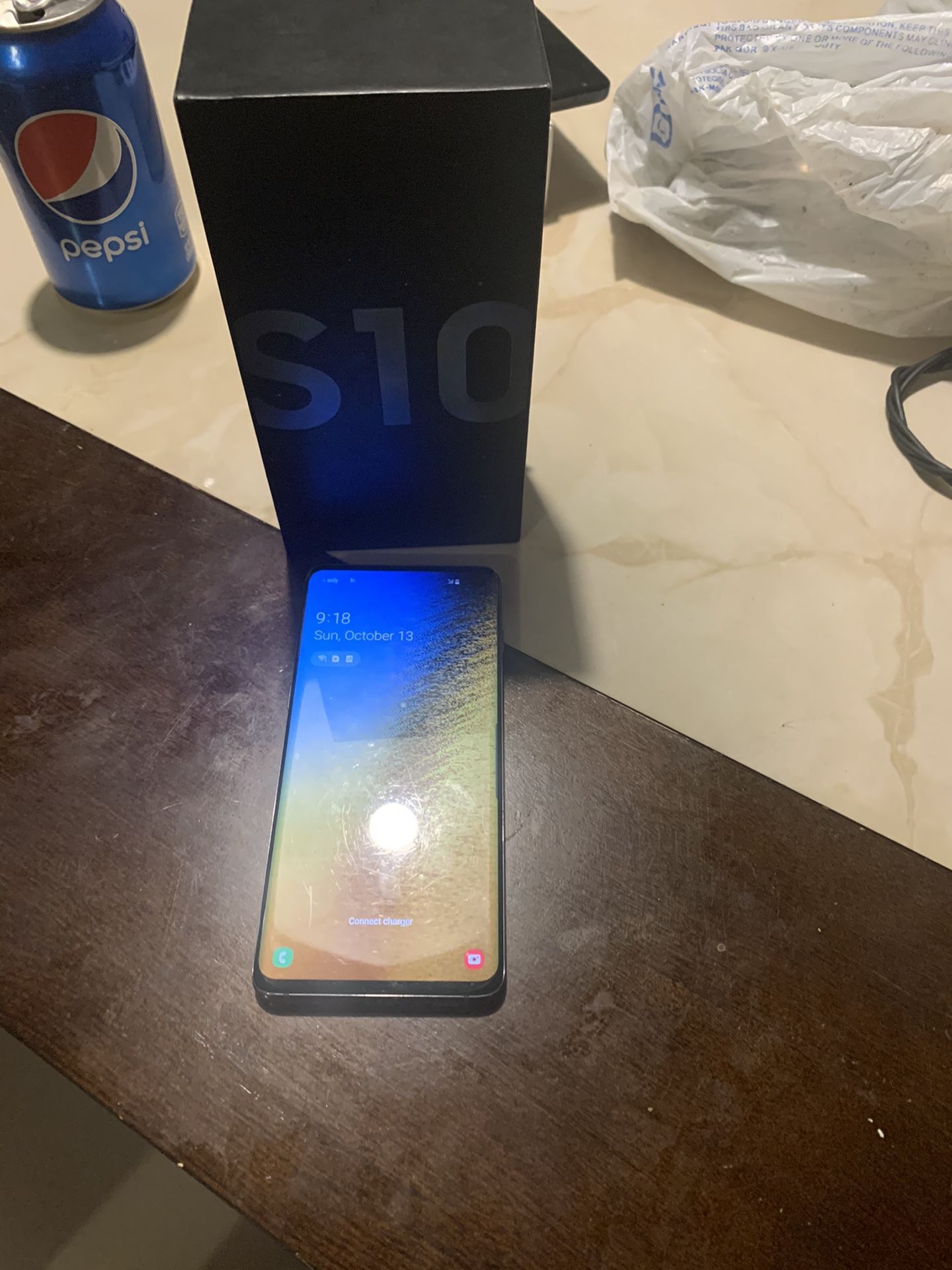 Samsung s10 in great condition and company unlocked