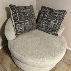 Swivel Chair 