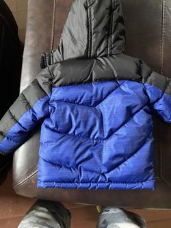 Nice Kids Jacket .  Excellent Condition .3T