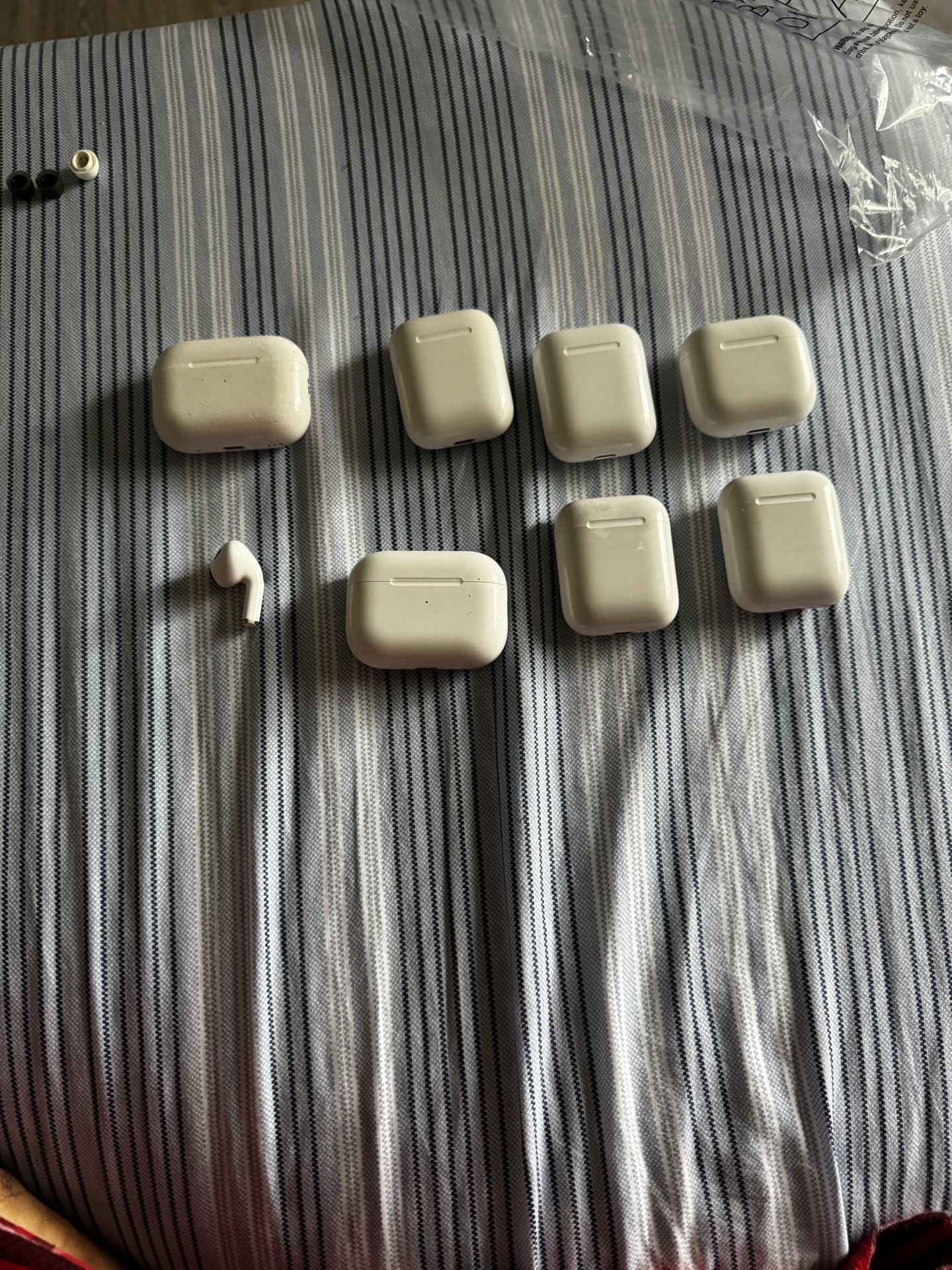 AirPod Cases (READ DESCRP)