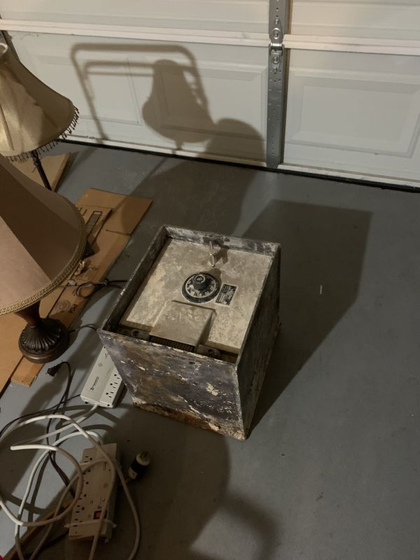 Major floor safe for Sale in Dallas, TX OfferUp