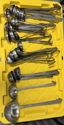 Mixed Size Commercial Ladles