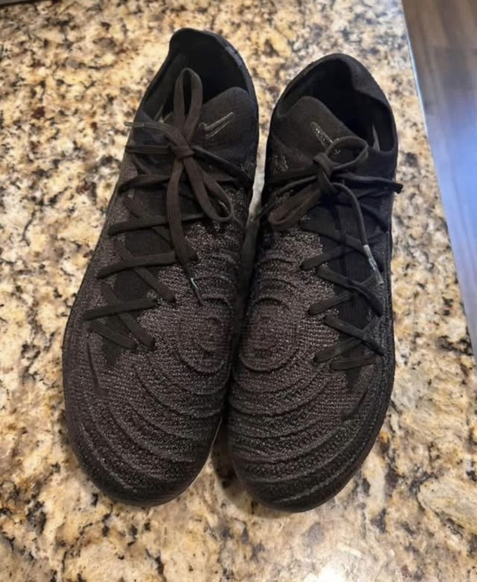 Cleats Soccer Phantom Gx 2 Elite