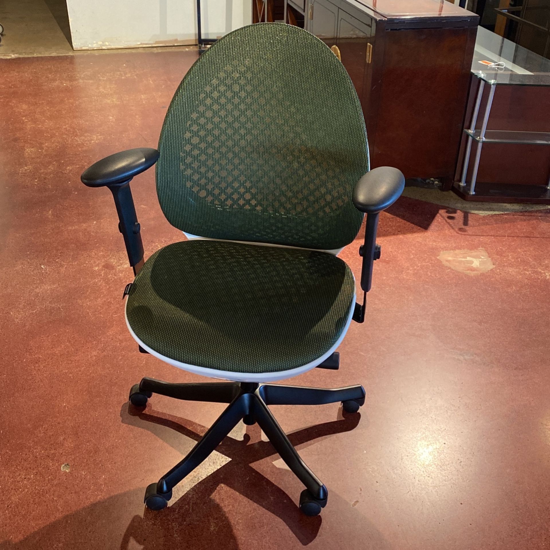 Avochair From Autonomous